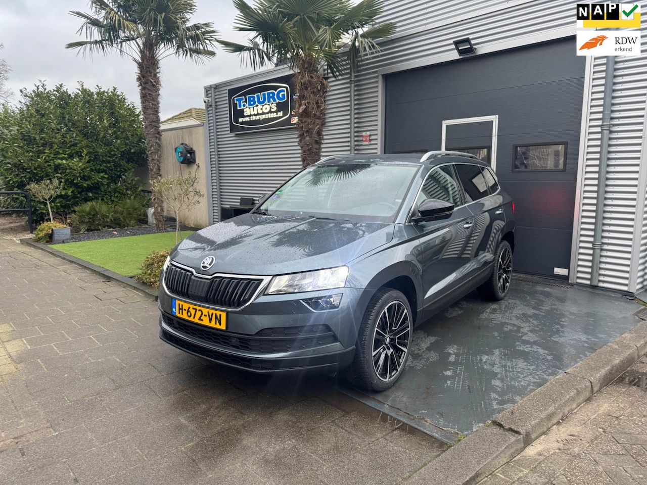 Skoda Karoq - 1.5 TSI ACT Ambition DSG AUTOMAAt MOET JE ZIEN !!!!!! - AutoWereld.nl