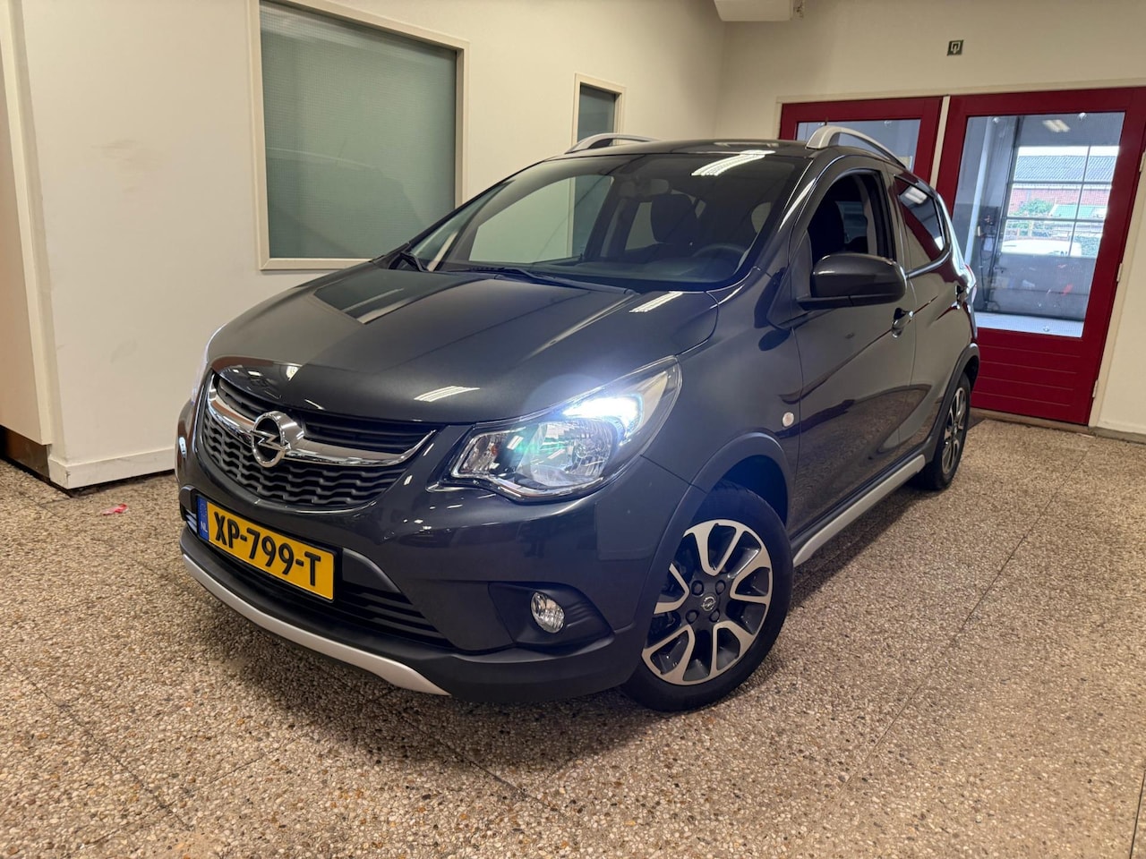 Opel Karl - 1.0 Rocks Online Edition | Navi | NL auto - AutoWereld.nl