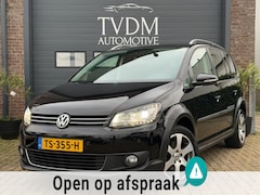 Volkswagen Touran - 1.4 TSI Cross Navi, Pano, Stoelverw, Climate