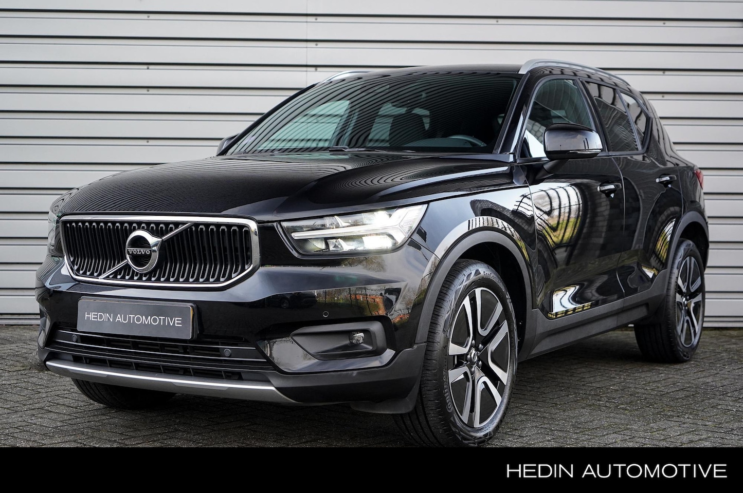 Volvo XC40 - 1.5 T2 Business Pro | Stoel en stuurverwarming | Parkeersensoren voor en achter | Keyless - AutoWereld.nl