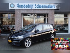 BMW 2-serie Gran Tourer - 220i Executive 192PK NAVI STOELVERWARMING 17"LMV AIRCO 2xPDC