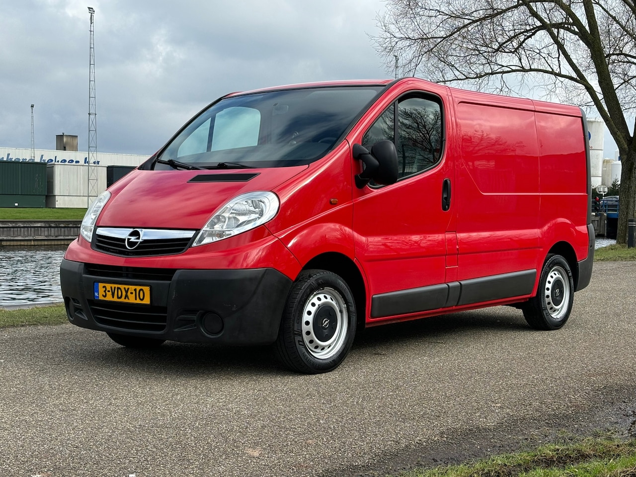 Opel Vivaro - 2.0 CDTI L1H1 | Youngtimer | Airco | 6 versn. - AutoWereld.nl