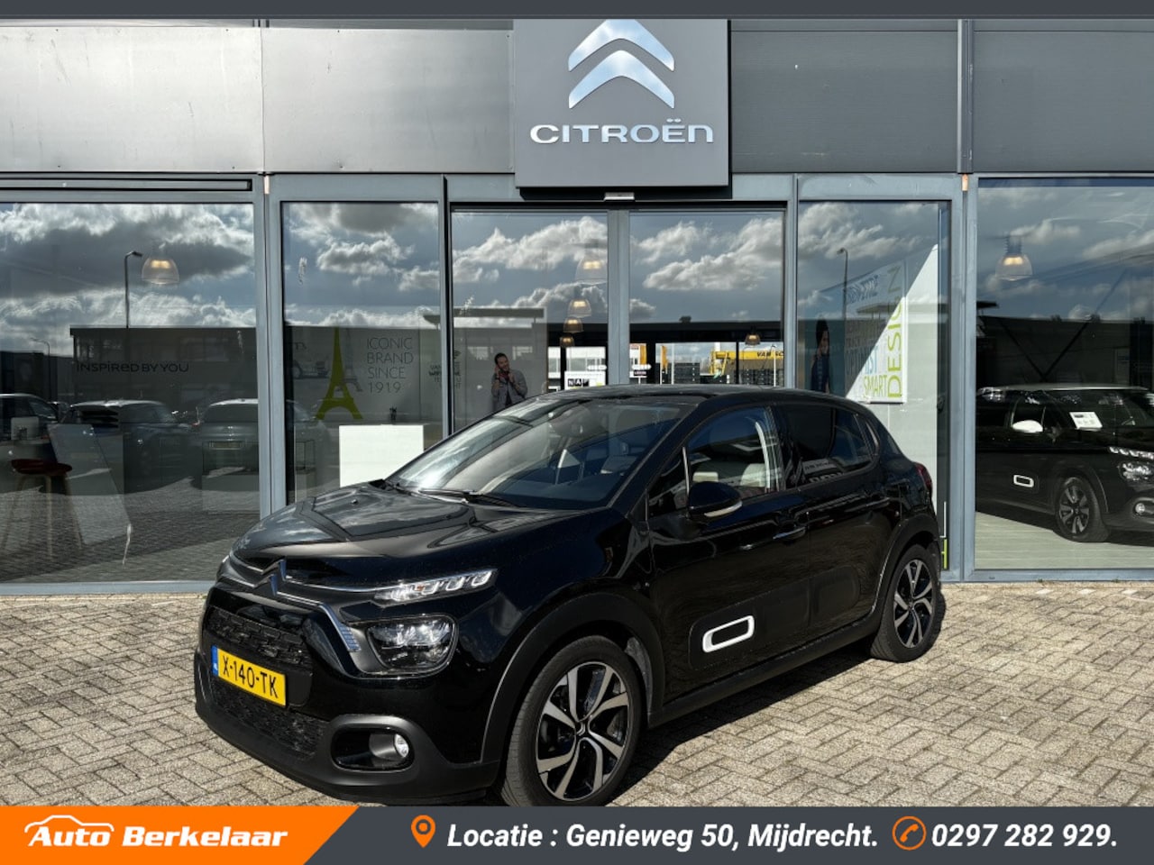 Citroën C3 - 1.2 PureTech Max | Full Options | Camera | Stoelverw | 17" Velge - AutoWereld.nl