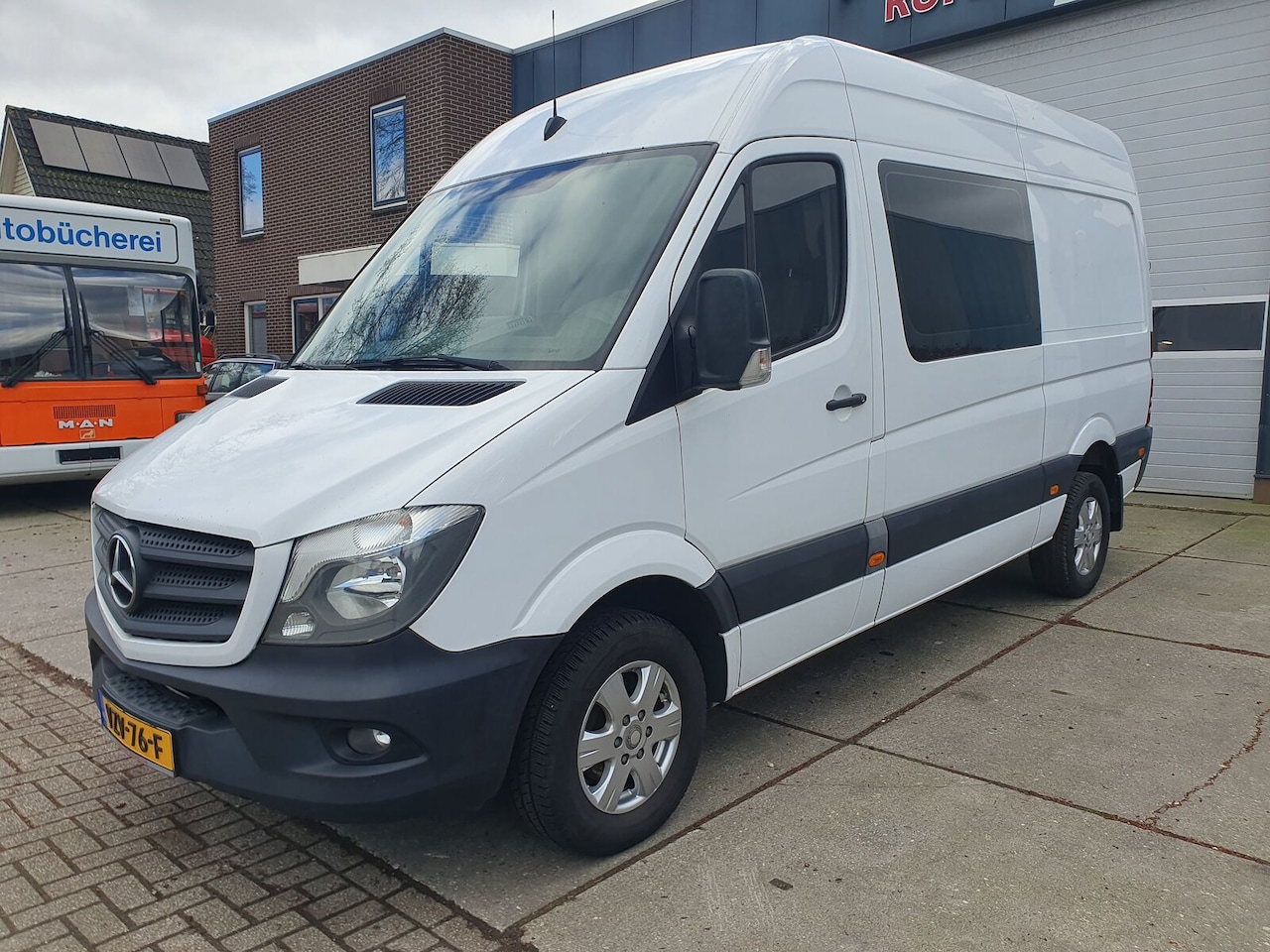 Mercedes-Benz Sprinter - 316 CDI L2H2 Dubbel cabine 6 pers. - AutoWereld.nl