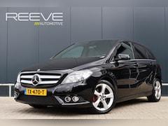 Mercedes-Benz B-klasse - 180 Ambition Automaat | Leer | Stoelverwarming | AMG-styling | Trekhaak | 17 Inch