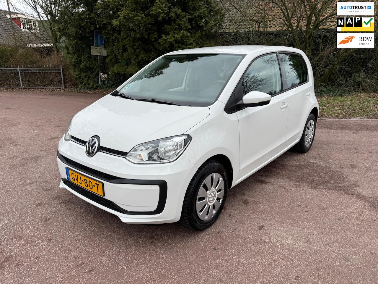 Volkswagen Up! - 1.0 BMT take up! / NAP / Aux / Led / Apk / 5d / Start / Stop - AutoWereld.nl