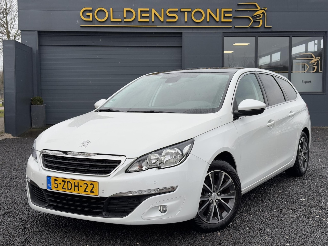 Peugeot 308 SW - 1.6 BlueHDI Blue Lease Limited 2e Eigenaar,Pano,Navi,Trekhaak,Clima,Cruise,Pdc V+A,Dealer - AutoWereld.nl