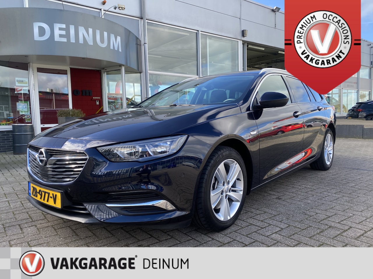 Opel Insignia Sports Tourer - 1.6 Turbo 200 PK Business Executive Comf.intr, Navi, Climate contr, massage/verw stoelen.. - AutoWereld.nl