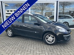 Renault Clio Estate - 1.2 TCE Corporate Sport Trekhaak / Cruise / PDC achter / LMV / Clima