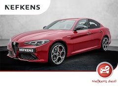 Alfa Romeo Giulia - Veloce 280 pk Automaat | Navigatie | Achteruitrijcamera | Parkeersensoren Voor en Achter |