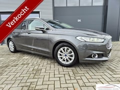 Ford Mondeo Wagon - 1.5 Titanium KEYLESS NAVI LED NAP