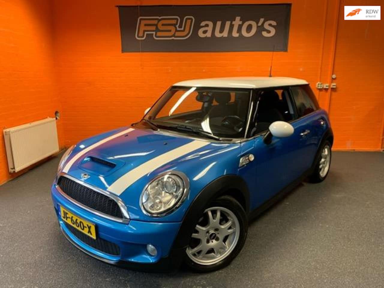 MINI Cooper S - Mini 1.6 / Airco / APK 27-02-2026 - AutoWereld.nl