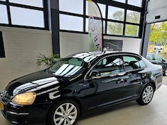 Volkswagen Jetta - 2.0 FSI Comfortline