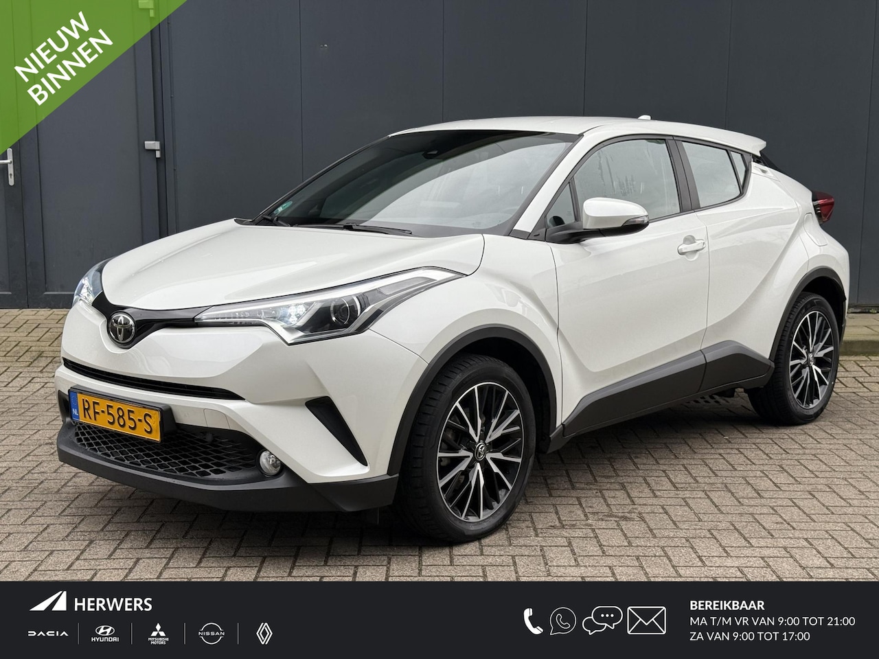 Toyota C-HR - 1.2 Active /Afneembare Trekhaak ( 1300 KG trekgewicht) / Adaptieve Cruise Control / Achter - AutoWereld.nl