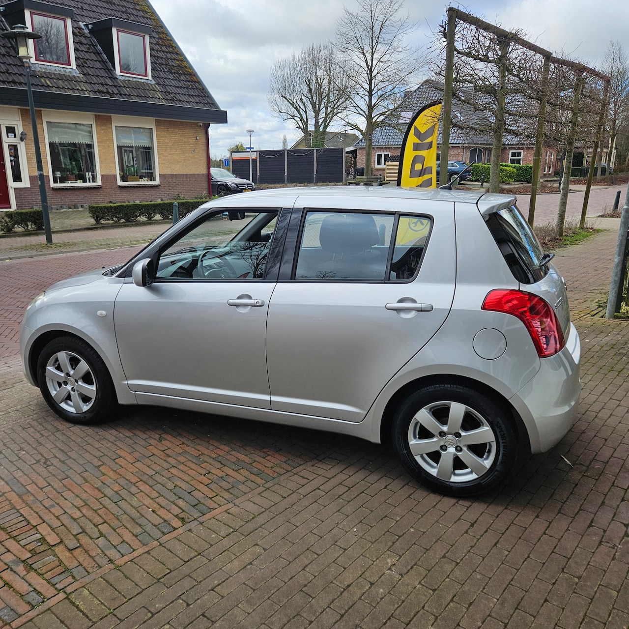 Suzuki Swift - 1.3 Shogun