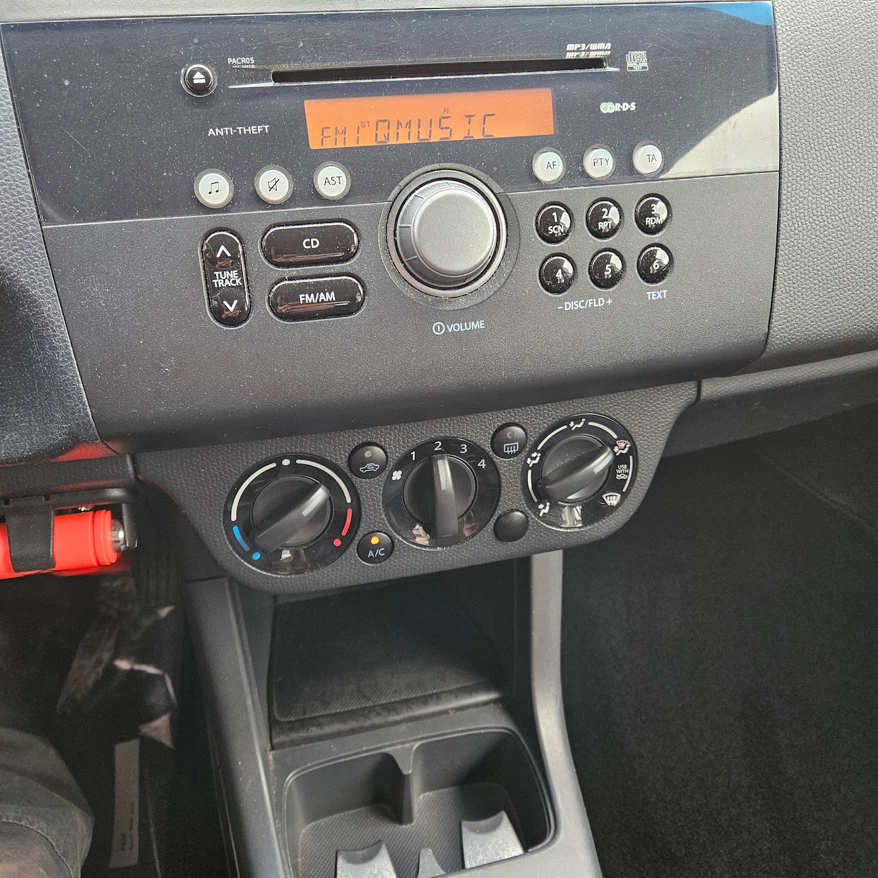 Suzuki Swift - 1.3 Shogun