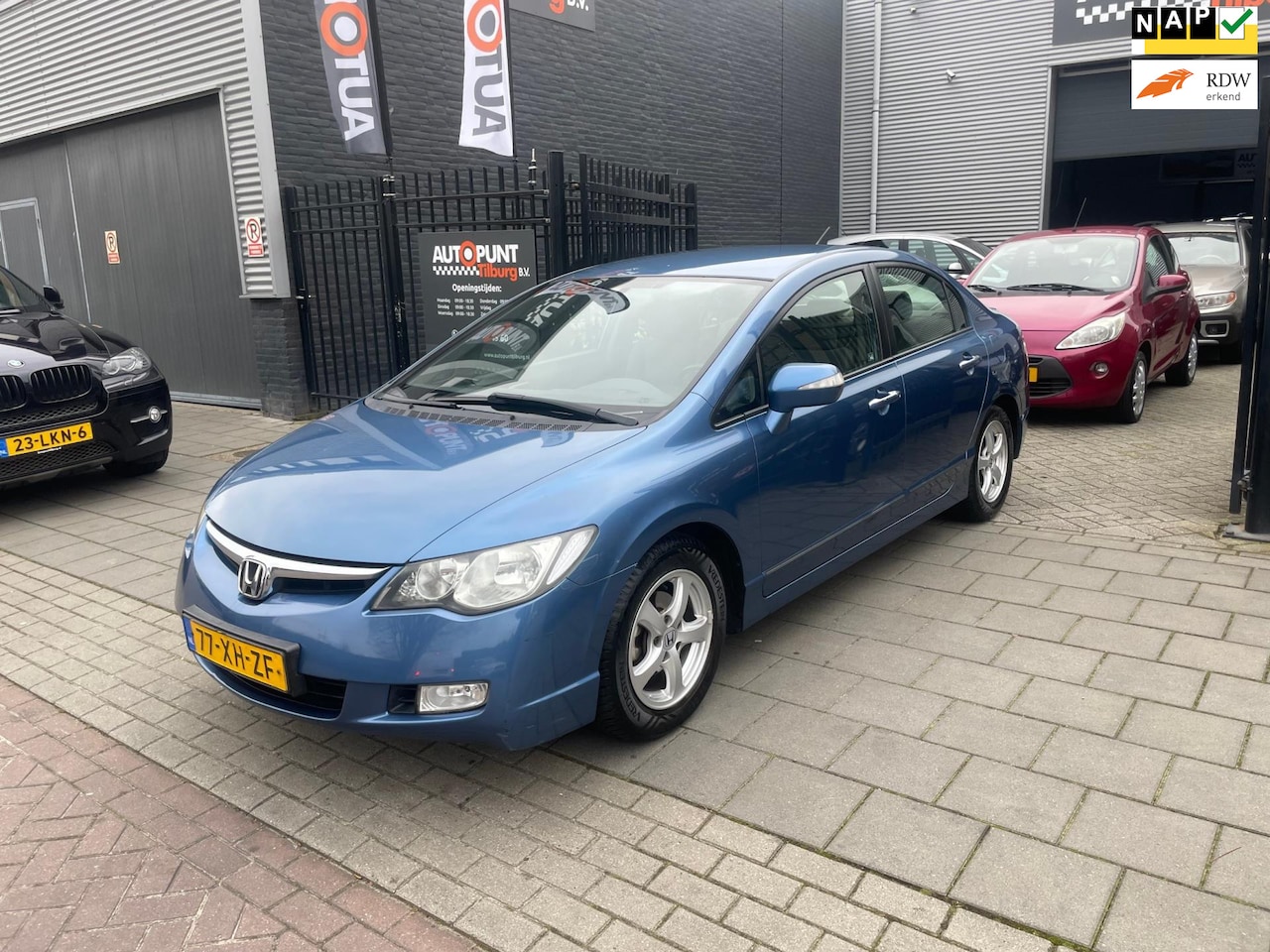 Honda Civic - 1.3 Hybrid 3e Eigenaar! Trekhaak Navi Airco NAP APK - AutoWereld.nl