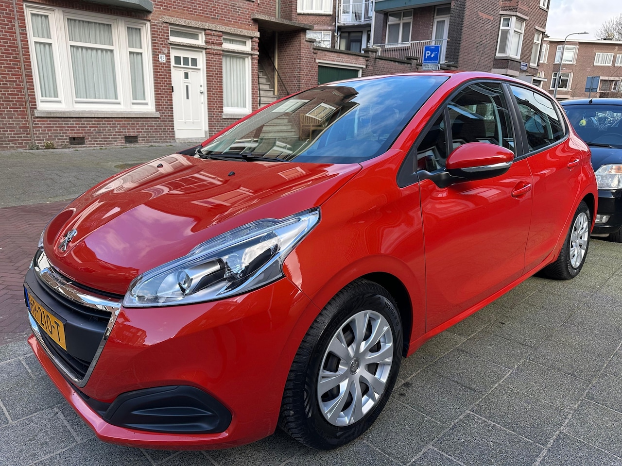 Peugeot 208 - 1.2 PureTech Active 1e Eigenaar AUTOMAAT Airco Cruise Dealer OH! - AutoWereld.nl