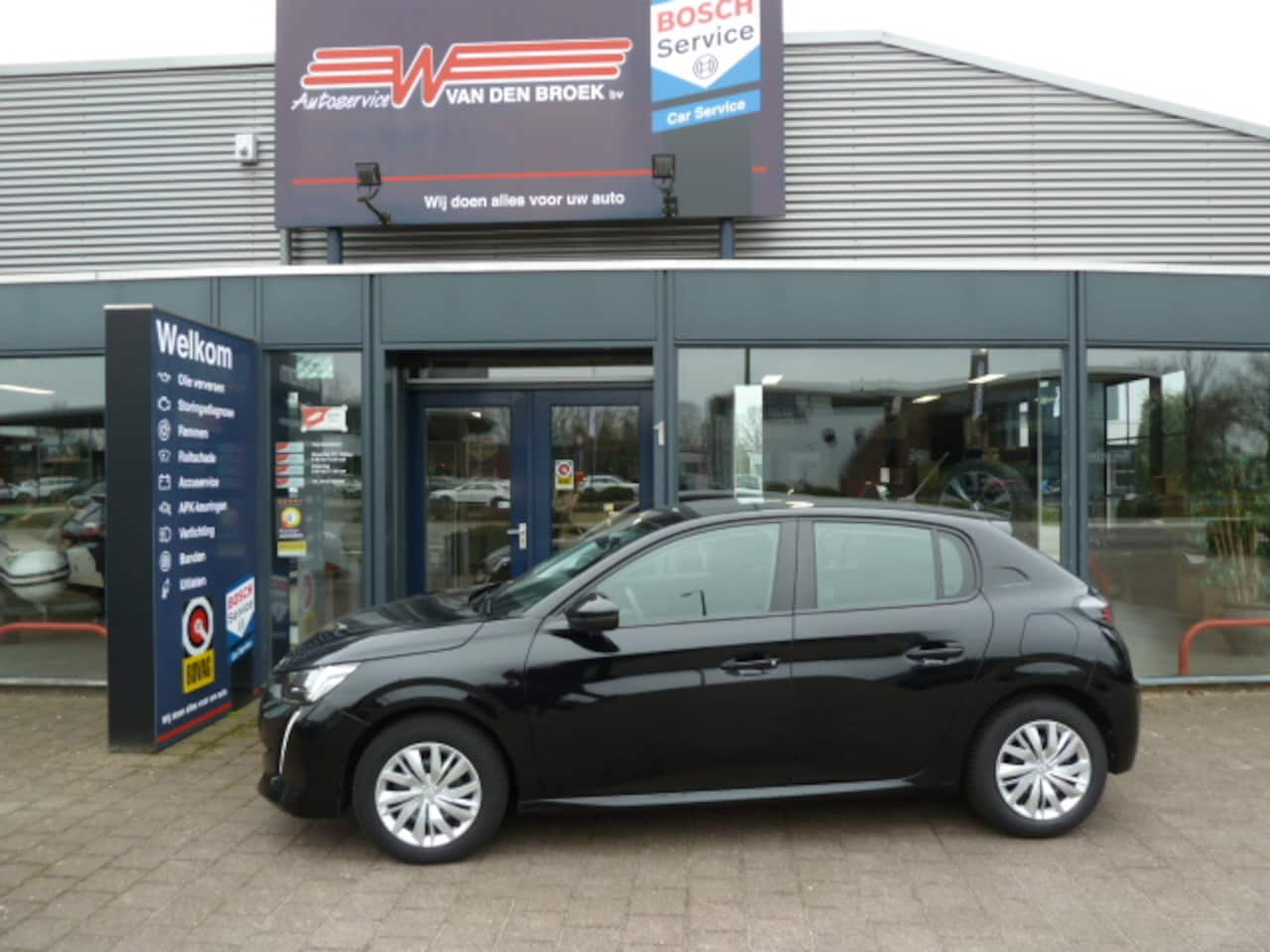 Peugeot 208 - 1.2 Puretech 82pk Active NAV.- CC.- eerste eig. - AutoWereld.nl