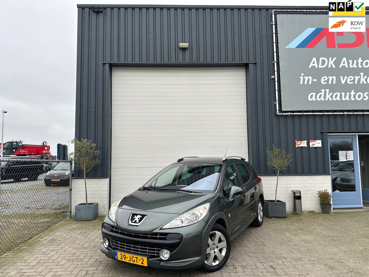 Peugeot 207 SW Outdoor - 1.6 VTi 43DKM NAP!!! PANO/CLIMA/MOOIE AUTO - AutoWereld.nl