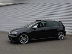 Volkswagen Golf - 2.0 TSI R 4Motion (Panoramadak Sportleder Navi ACC Camera 19InchLMV PrivacyGlass Pdc V+A)