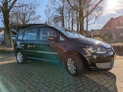 Volkswagen Touran - 1.2 TSI Trendline BlueMotion