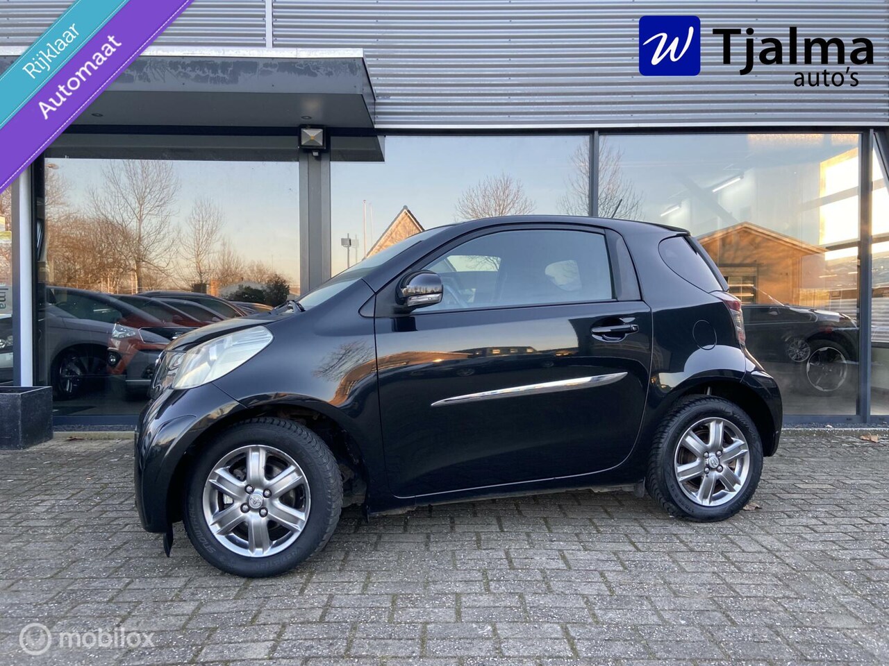 Toyota iQ - 1.0 VVTi Aspiration 1.0 VVTi Aspiration - AutoWereld.nl