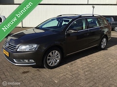 Volkswagen Passat Variant - 2.0 TDI Highline Blue PANO DAK