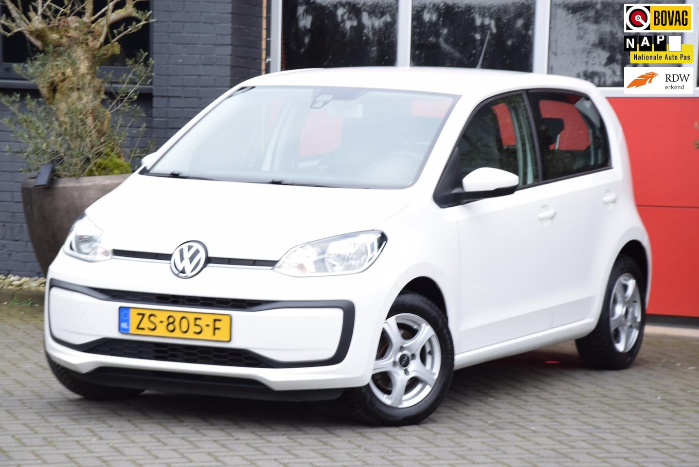 Volkswagen Up! - 1.0 BMT move up! 2019 5 Deurs Airco Navigatie 10 X op voorraad - AutoWereld.nl