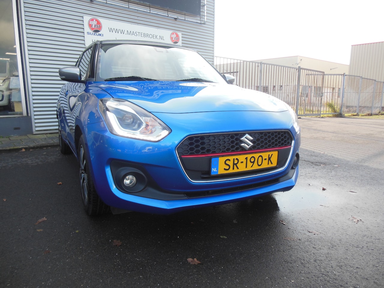 Suzuki Swift - 1.2 Stijl Smart Hybrid Staat in Hoogeven - AutoWereld.nl