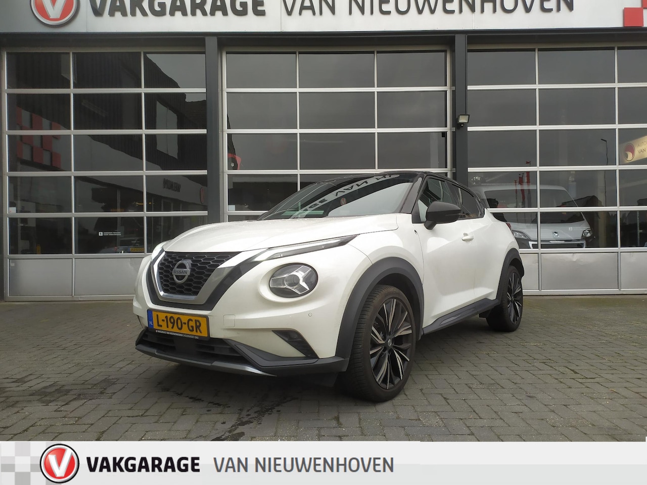 Nissan Juke - 1.0 DIG-T Intro Edition *10 jaar garantie - AutoWereld.nl