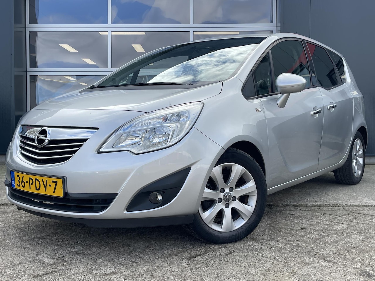 Opel Meriva - 1.4 Turbo Cosmo | Hoge instap | - AutoWereld.nl