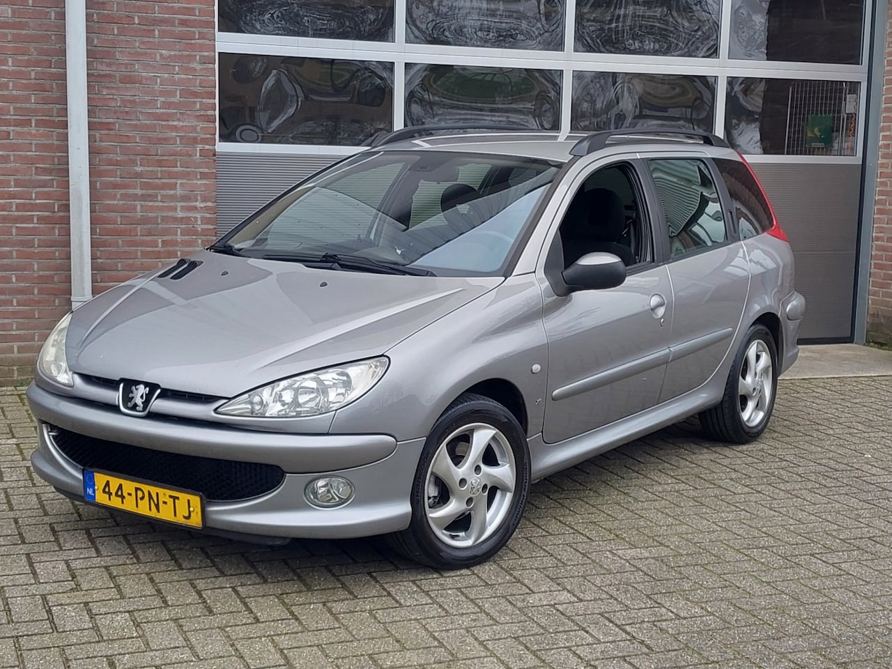 Peugeot 206 SW - 1.4-16V XS Pack 2004 Airco - AutoWereld.nl