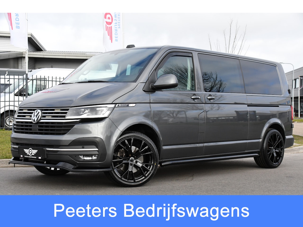 Volkswagen Transporter - 2.0 TDI L2H1 30 DC Bulli Adaptieve Cruise, Virtual, Carplay, LED, 199PK, Automaat, Stoelve - AutoWereld.nl