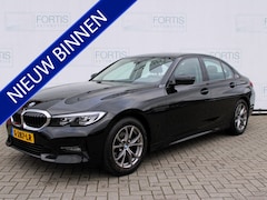 BMW 3-serie - 320i Executive Edition NL AUTO | STOELVERW | CARPLAY |