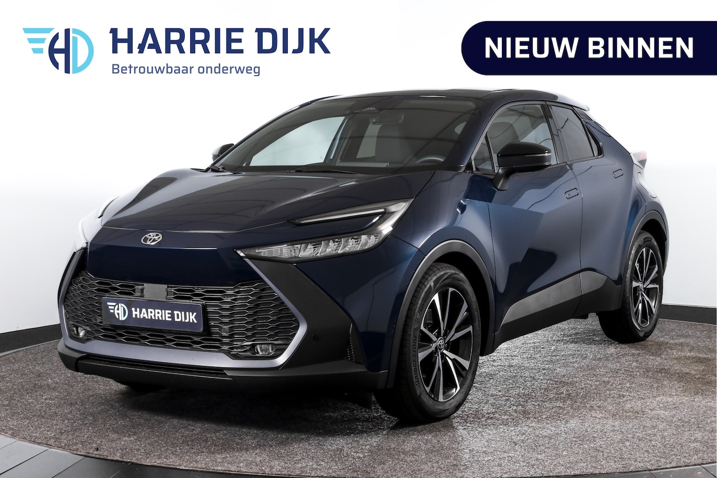 Toyota C-HR - 1.8 Hybrid 140 Dynamic | Dig.Cockpit | 12,3" touchscreen | Adapt.Cruise | Stoel-+Stuurverw - AutoWereld.nl