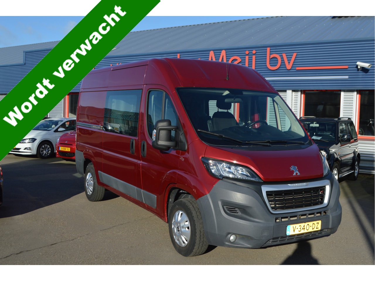 Peugeot Boxer - 330 2.0 BlueHDI L2H2 Premium Pack DC 330 2.0 BlueHDI L2H2 Premium Pack DC , TREKHAAK , A UITRIJ CAM , AIRCO , NAVI , CR CONTROL - AutoWereld.nl