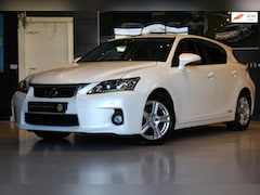 Lexus CT 200h - Hybrid - PDC RONDOM + CAMERA - STOEL VERW - XENON - PARELWIT - DEALER OH