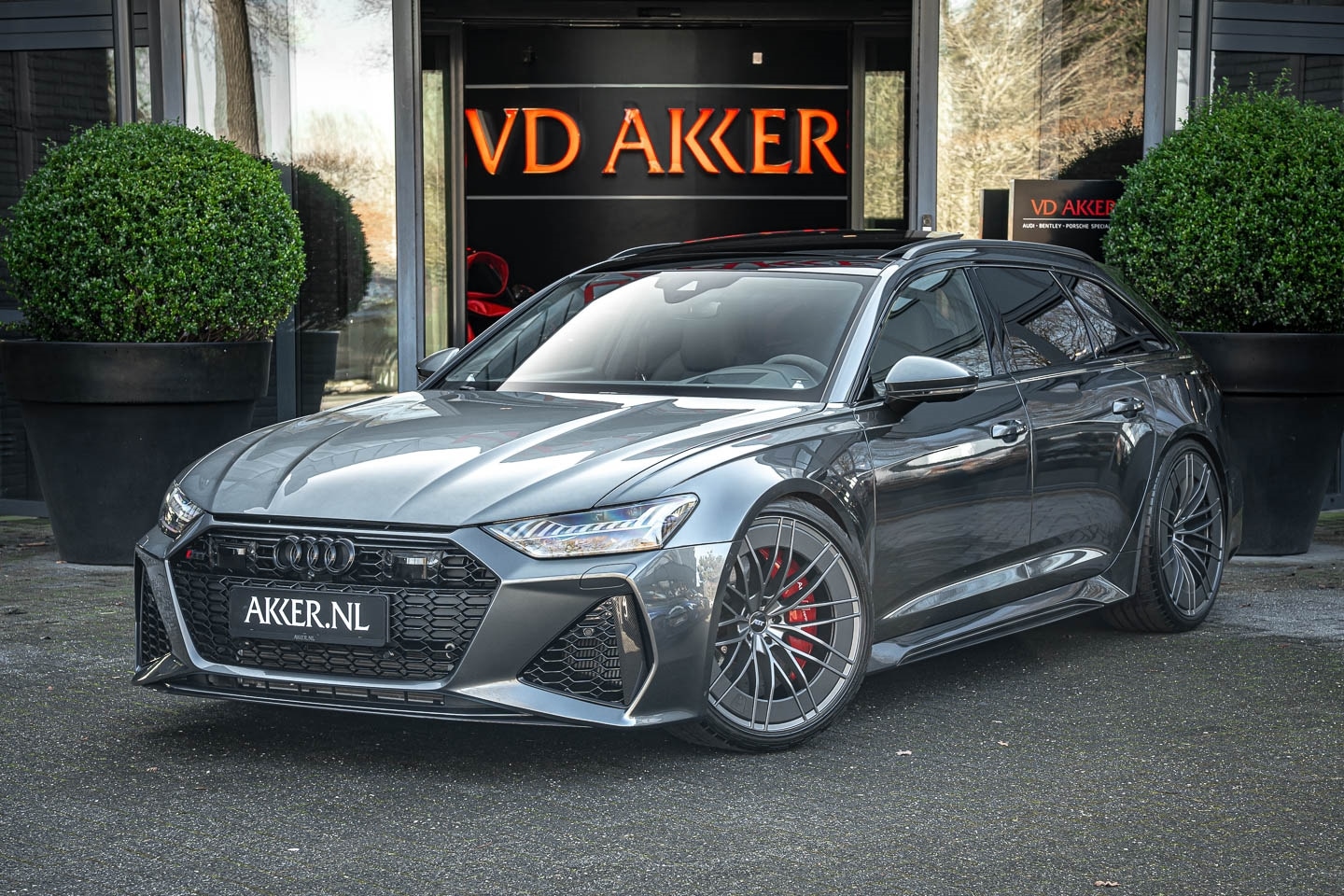 Audi RS6 - Dynamic Plus | B&O Advanced | Carbon in- & ext.| Designpakket (Np.273K) - AutoWereld.nl