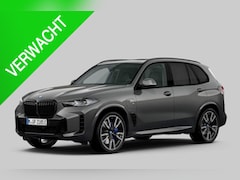 BMW X5 - xDrive50e Launch Edition Comfortstoelen, 4 wielbesturing, 360 camera, Soft-close, Massage,