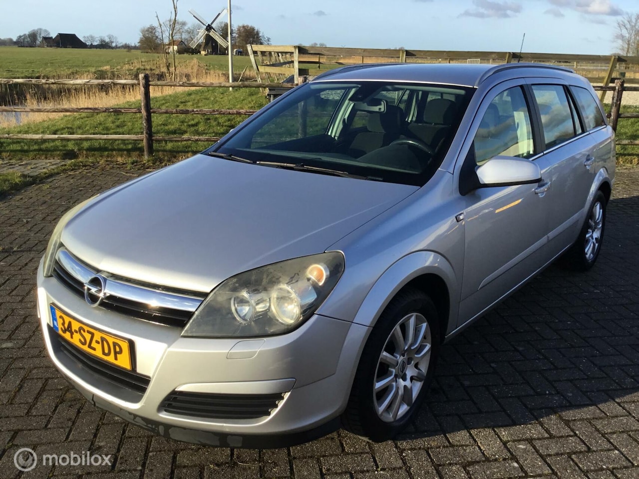 Opel Astra Wagon - 1.8 Essentia 1.8 Essentia - AutoWereld.nl