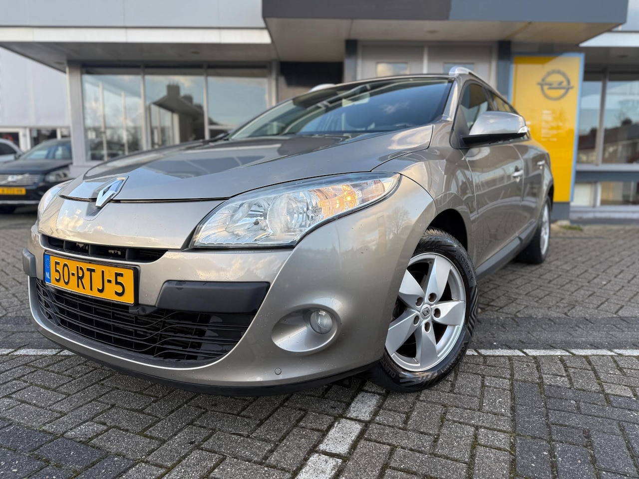 Renault Mégane Estate - 1.4 TCe Dynamique | Keyless | Navi | LMV | Cruise | PDC | Trekhaak | - AutoWereld.nl