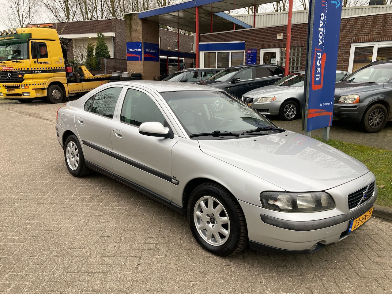 Volvo S60 - 2.4 140PK Leder, airco, verse Distributieriem, nieuwe APK. - AutoWereld.nl