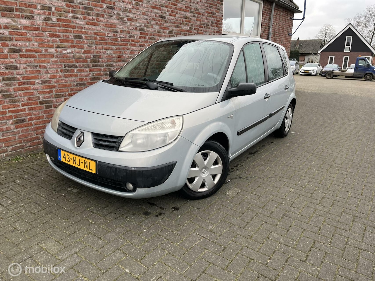 Renault Scénic - 1.6-16V Authentique Basis 1.6-16V Authentique Basis - AutoWereld.nl