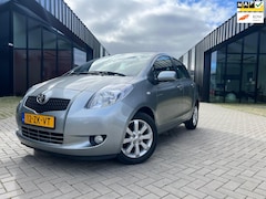 Toyota Yaris - 1.3 VVTi Executive Airco Leer NL Auto NAP