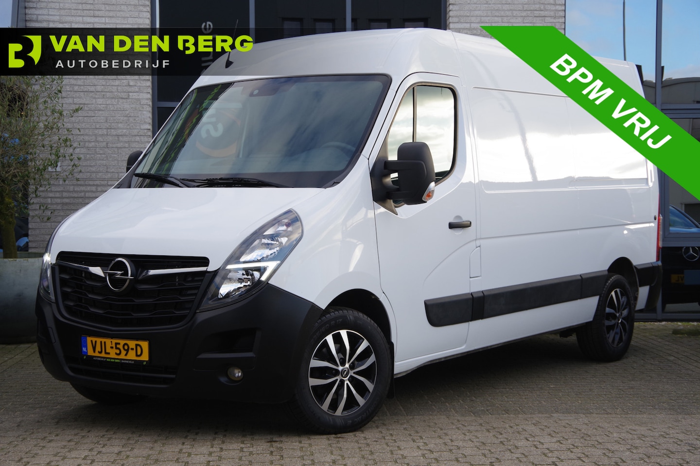 Opel Movano - 2.3 Turbo 150PK L2H2 CLIMA, CRUISE, NAVI, CAMERA, PDC, TREKHAAK - AutoWereld.nl