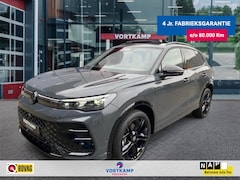 Volkswagen Tiguan - 1.5 TSI EHYBRID R-LINE BLACK-OPTIK PANO-DAK/TREKHAAK/LEDER/360-C