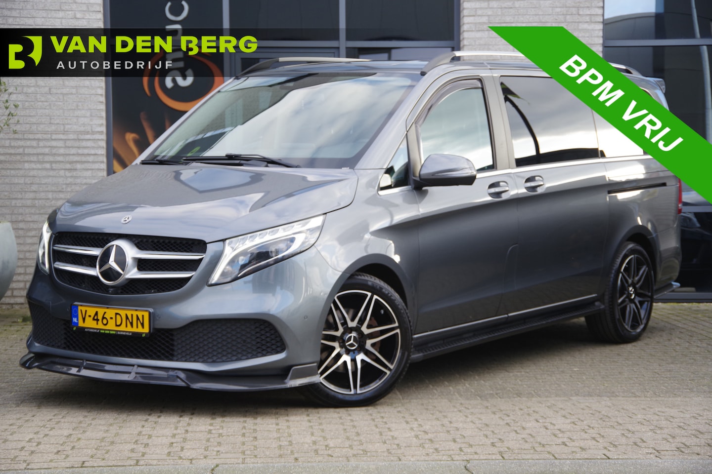 Mercedes-Benz V-klasse - 300d L2 DC-5P AUT LED, LEDER, 360 CAMERA, ACC, STOELVERW.+KOELING, NAVI, TREKHAAK, ELEKTR. - AutoWereld.nl