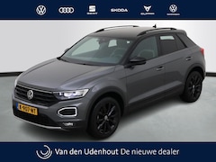 Volkswagen T-Roc - 1.5 TSI Sport Automaat | Black Style | Nieuw binnen |