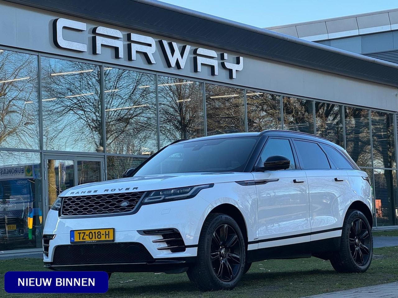 Land Rover Range Rover Velar - 2.0 I4 Turbo AWD R-Dynamic SE 2.0 I4 Turbo AWD R-Dynamic SE - AutoWereld.nl